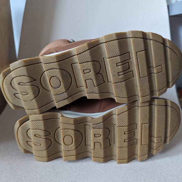 SOREL Kinetic Conquest Winter trail hiking Boots short style - Picture 4 of 5